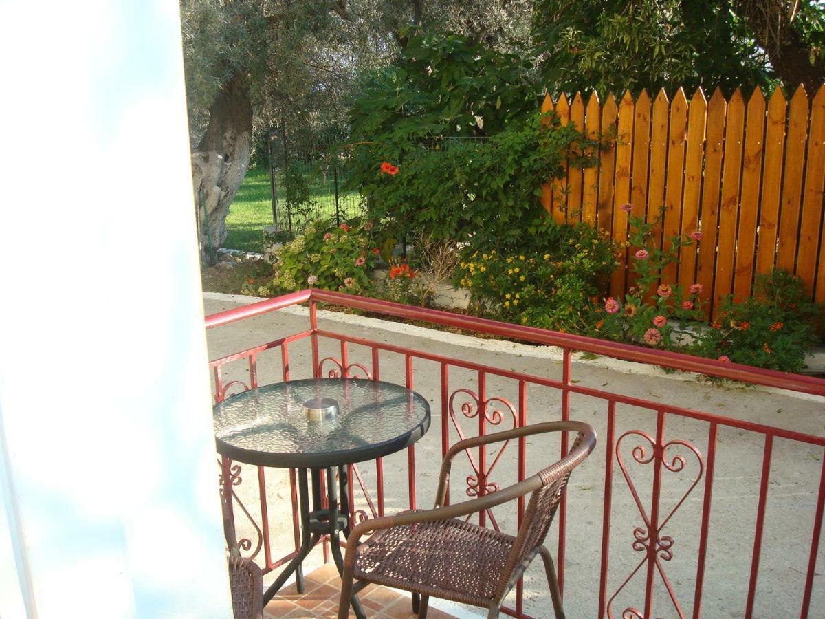 To Agridi Apartment Tsoukaladhes Exterior photo